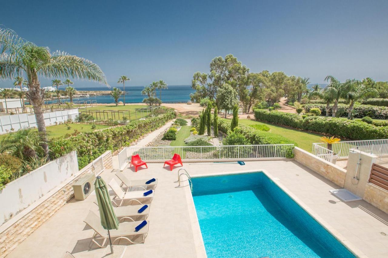 Shaye Front Line Villa Protaras Exterior foto