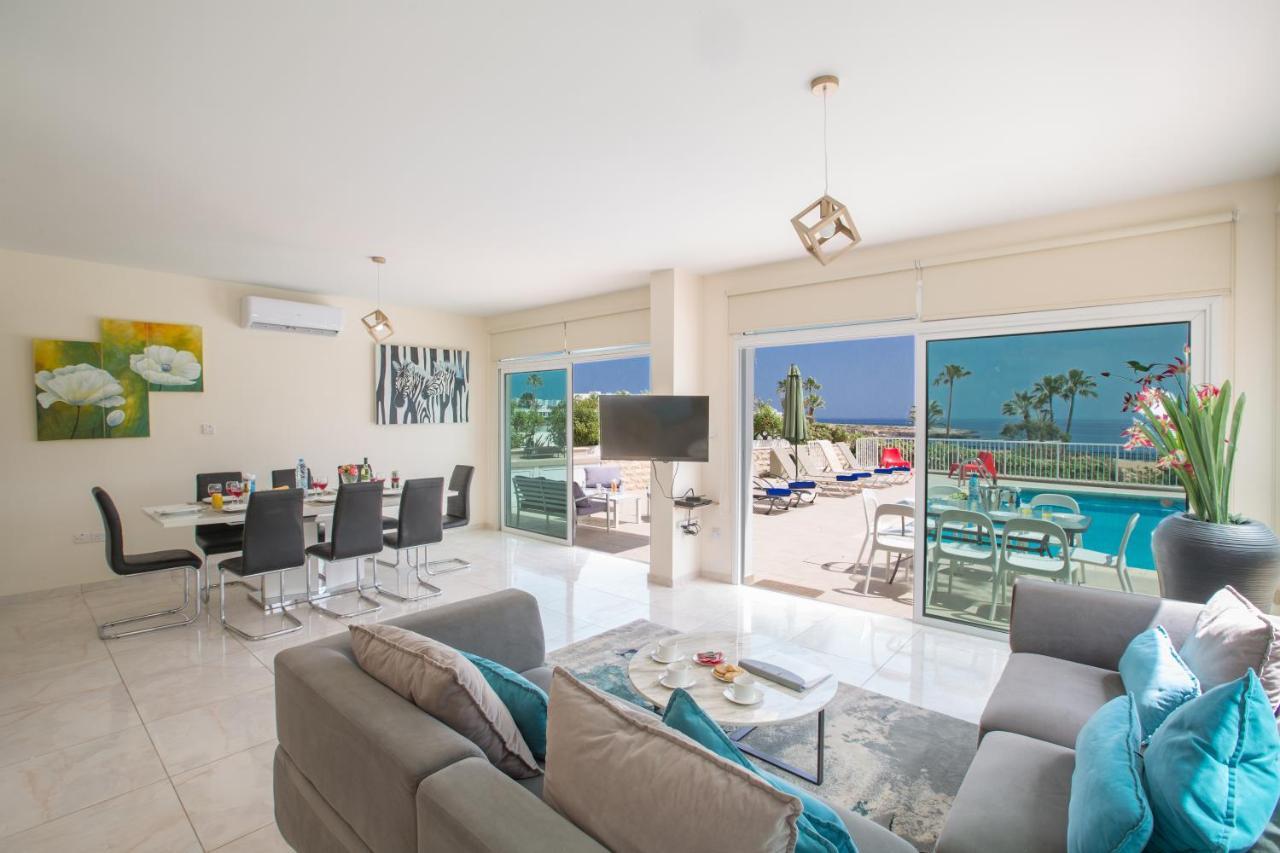 Shaye Front Line Villa Protaras Exterior foto